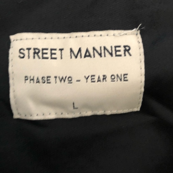 Bomber jacket - Picture 2 of 4